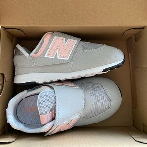 New Balance Kids' Sneakers Gray and Soft Pink 9